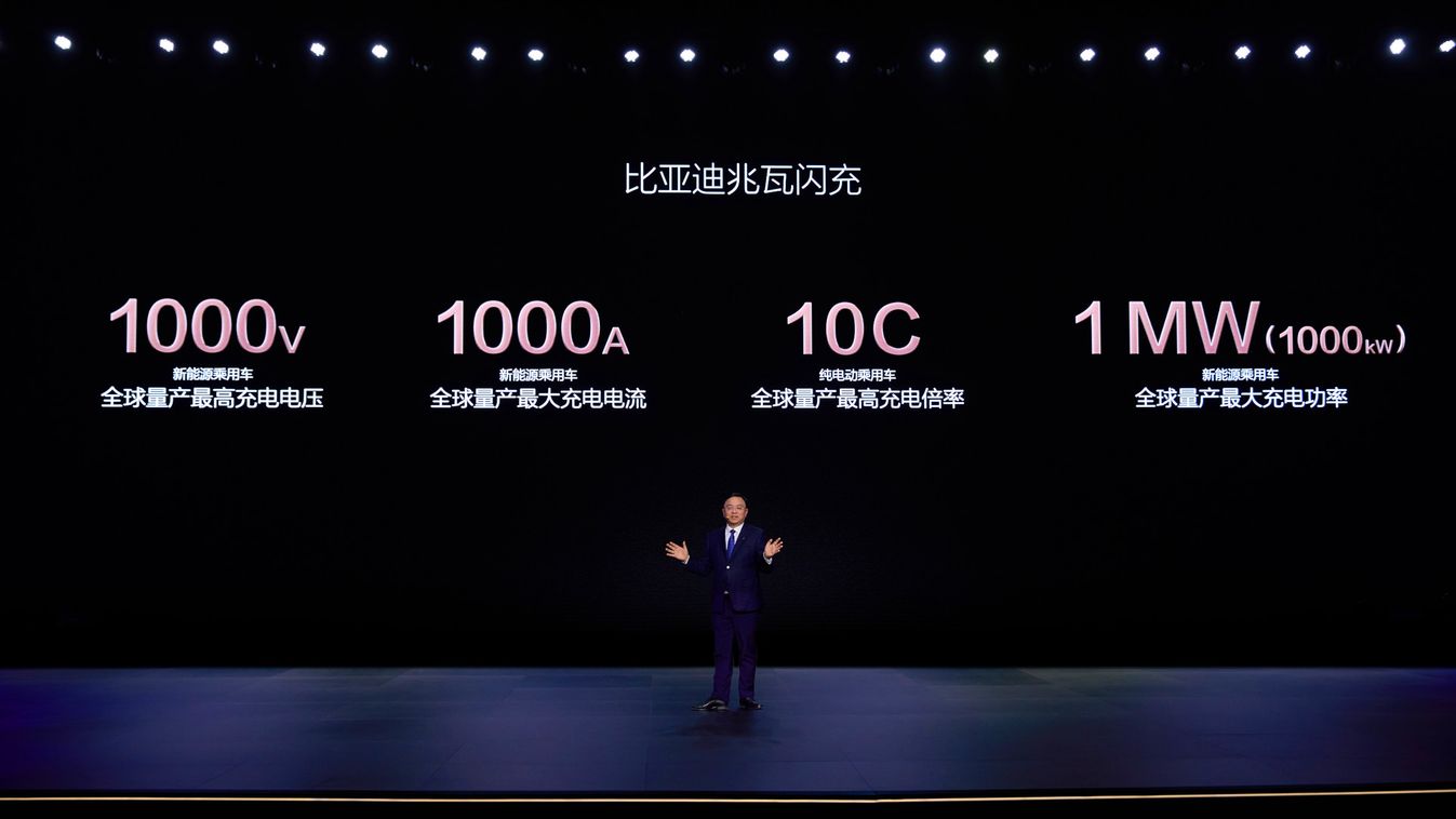 byd-1000kw-os töltés elektromos autók,öt perc,töltési teljesítményt,1000 voltos,5 perc,byd,töltési,tesla,elektromos,autók,hatótávot,gyors,kínai,gyártó,400,