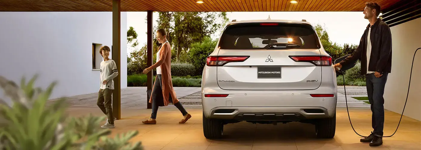 Népszerű használt plug in hibrid autó, Mitsubishi Outlander PHEV elektromos és hibrid hajtással